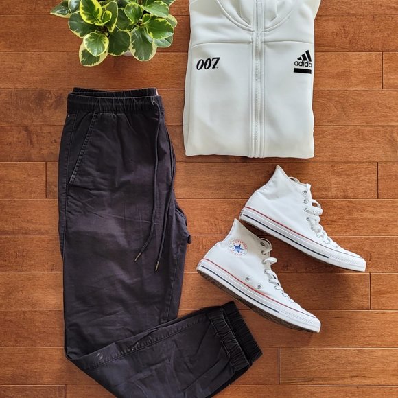 Gap Jogger pants - Picture 1 of 3